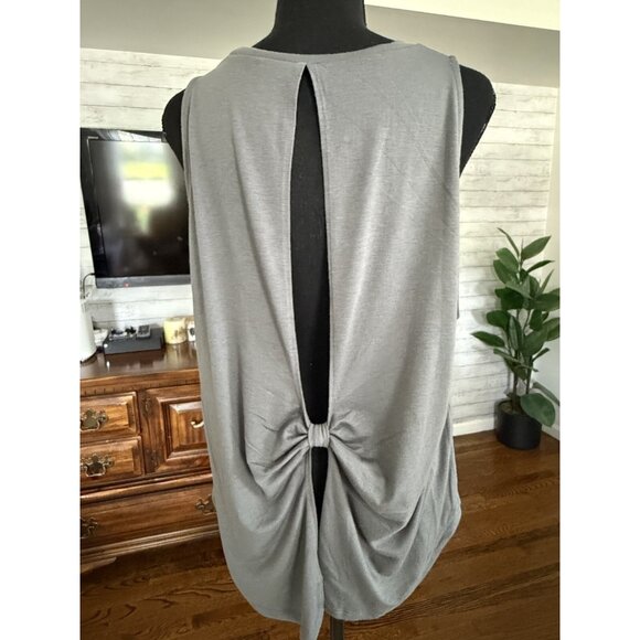 American eagle Heather Gray Open Back Athletic Tank Top Womens Size M - Picture 2 of 9